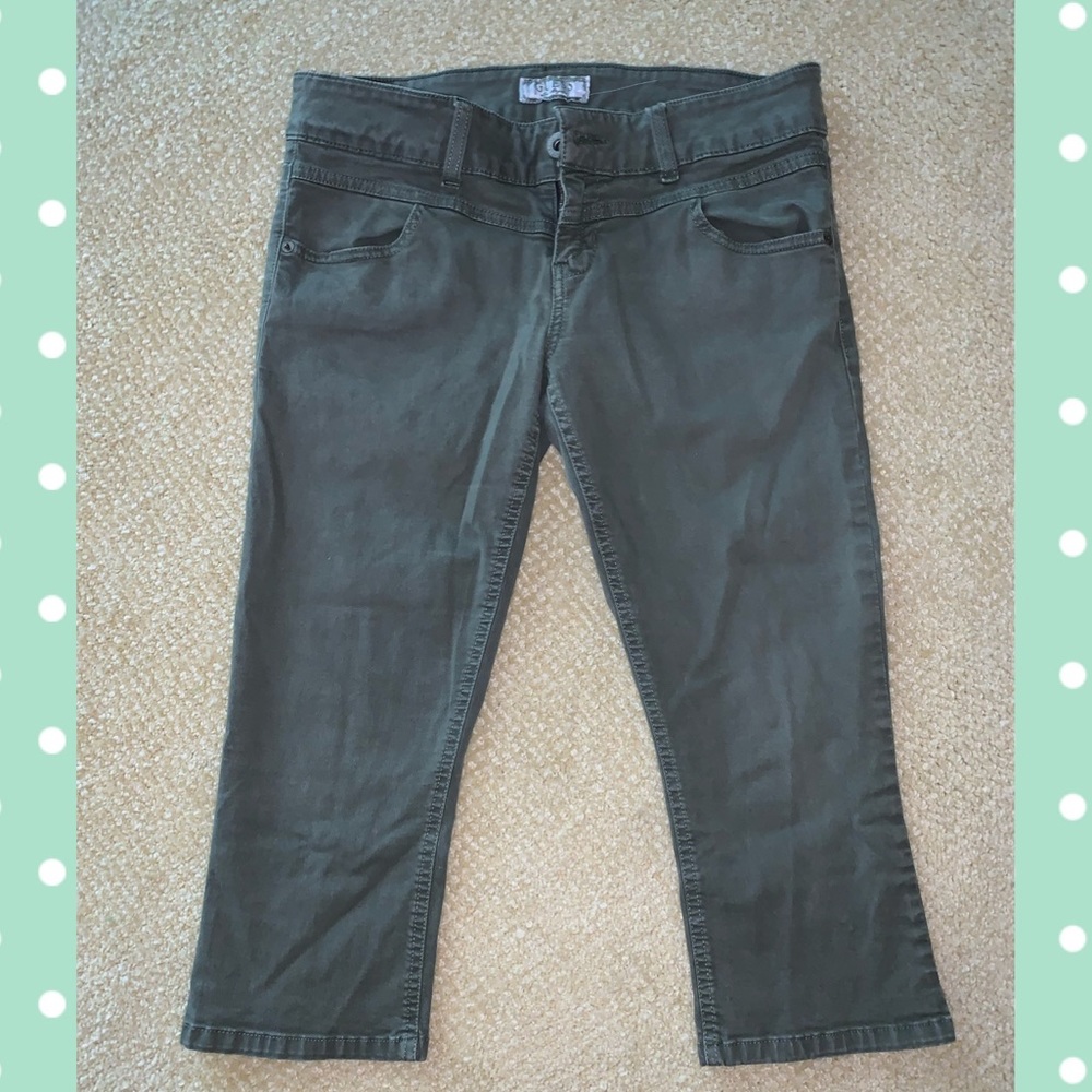 Guess Army Green Capri Pants w/ Cropped Ankle Zip